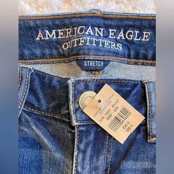 American Eagle Shortie Jean Shorts - Picture 5 of 5